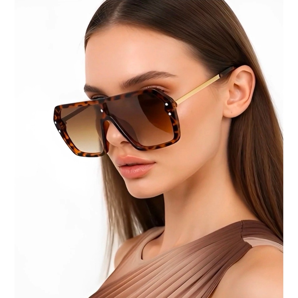 Shield Sunglasses Womens OS Tortoise New Oversized Flat Top Gold Temple